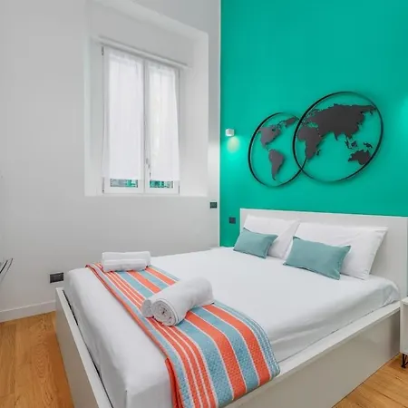 Bold Corner - Authentic District Close To Center 公寓 *